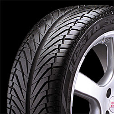 Kumho Ecsta 712